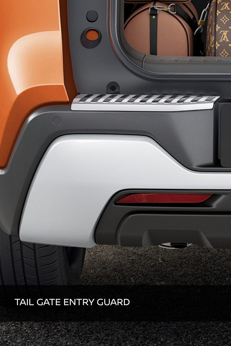 1-Nissan-MC--Tail-Gate-Entry-Guard_Desktop_764-x-1144_pix.jpg.ximg.m_12_h.smart